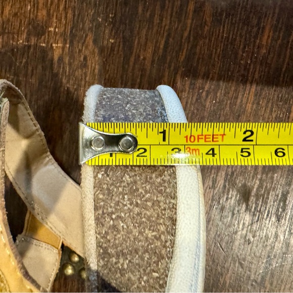 Earth Origins Yellow Sandals Wide Size 10 - Picture 8 of 10